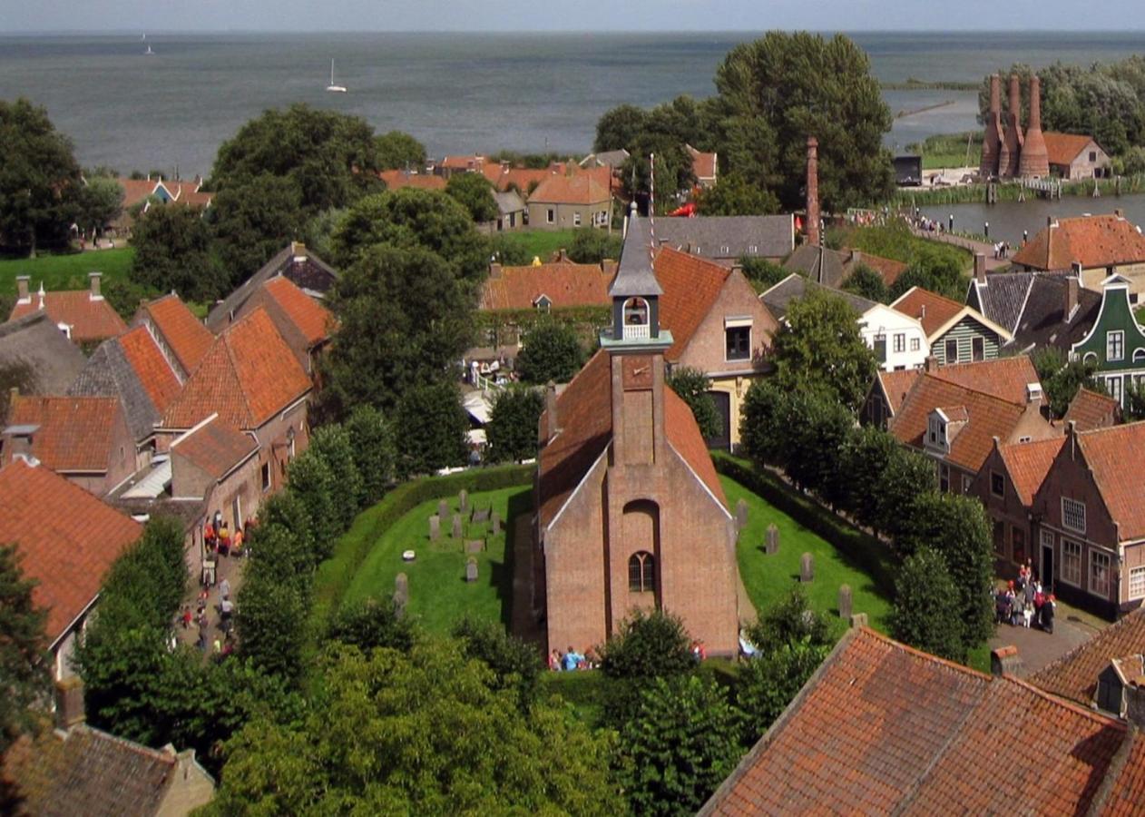 Holiday Apartment With Free Parking Boven Jan Enkhuizen Exterior foto